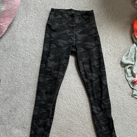 Fabletics camo Print Leggings - Picture 1 of 4
